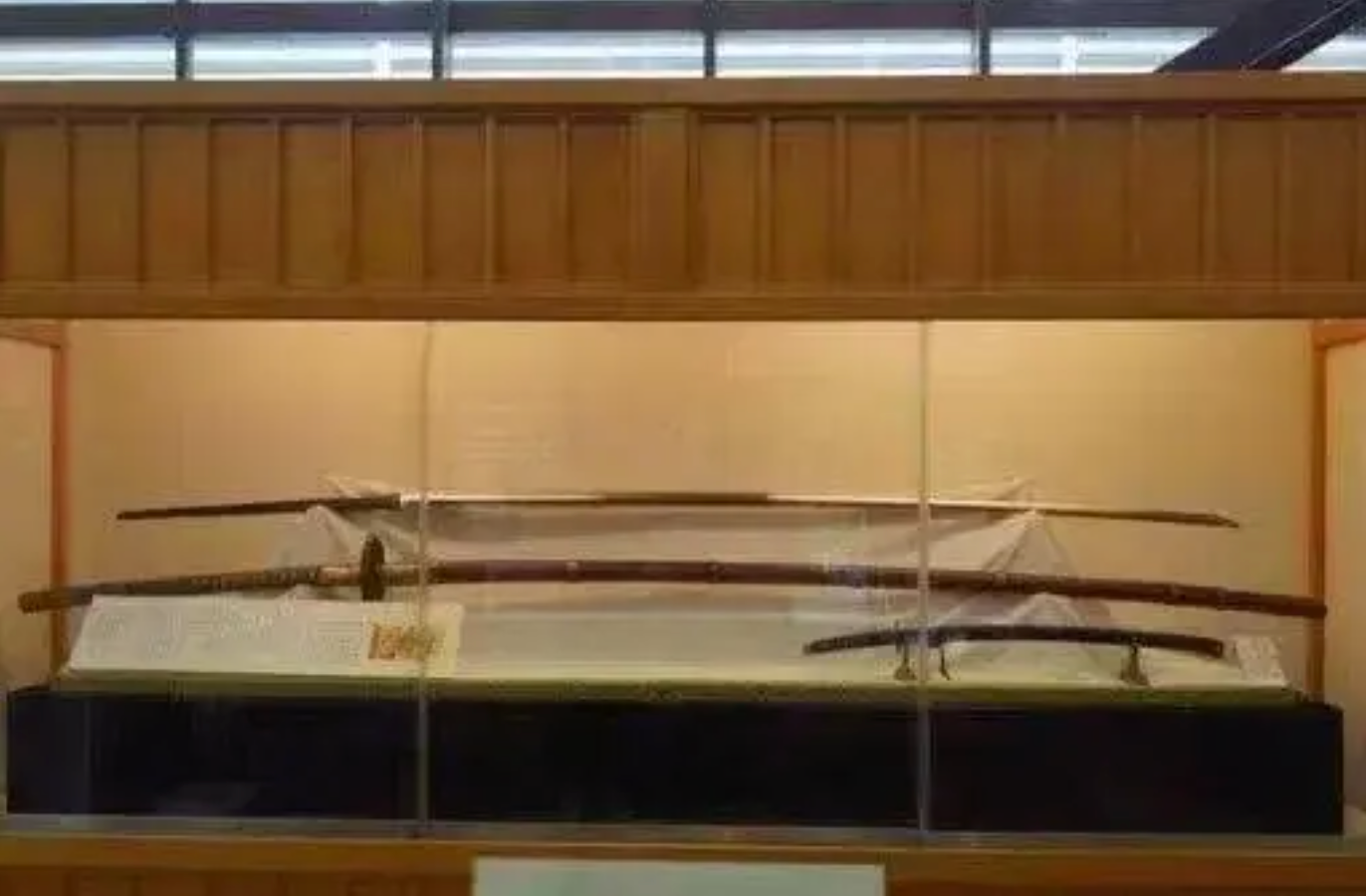 Odachi Sword: The Gigantic Weapon of Japanese Samurai