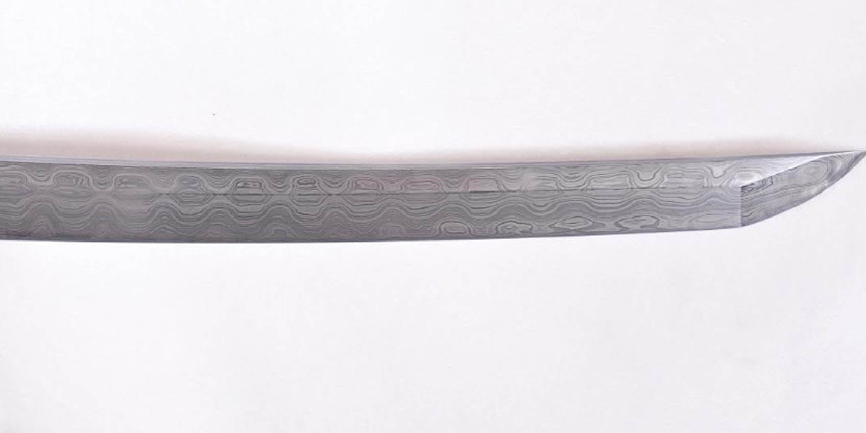 Handmade Folded Steel Katana Swords Vs. Modern Mass-Produced Blades