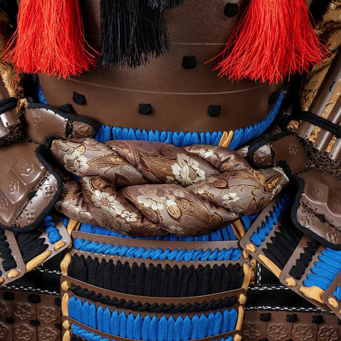 Handmade Life-Size Oda Clan Kachi Samurai Armor – Brown & Golden Yoroi