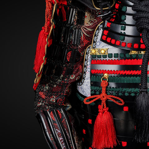 Handmade Oda Clan Red & Black Samurai Armor, Life-Size Yoroi with Helmet