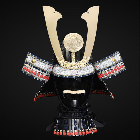 Handmade Tokugawa Clan Black,Blue Samurai Armor with Kuro Kuwagata Kabuto Helmet Life Size Japanese Yoroi